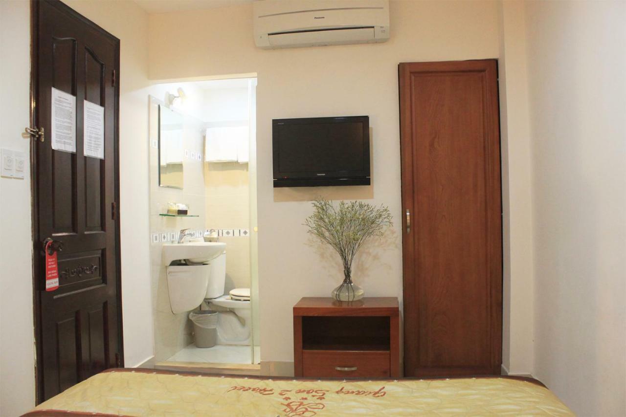 Giang Son 2 Hotel Хошимін Екстер'єр фото
